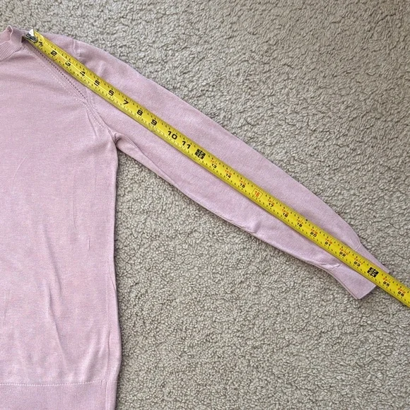 Banana Republic Soft Pink Crewneck Sweater - Picture 7 of 7